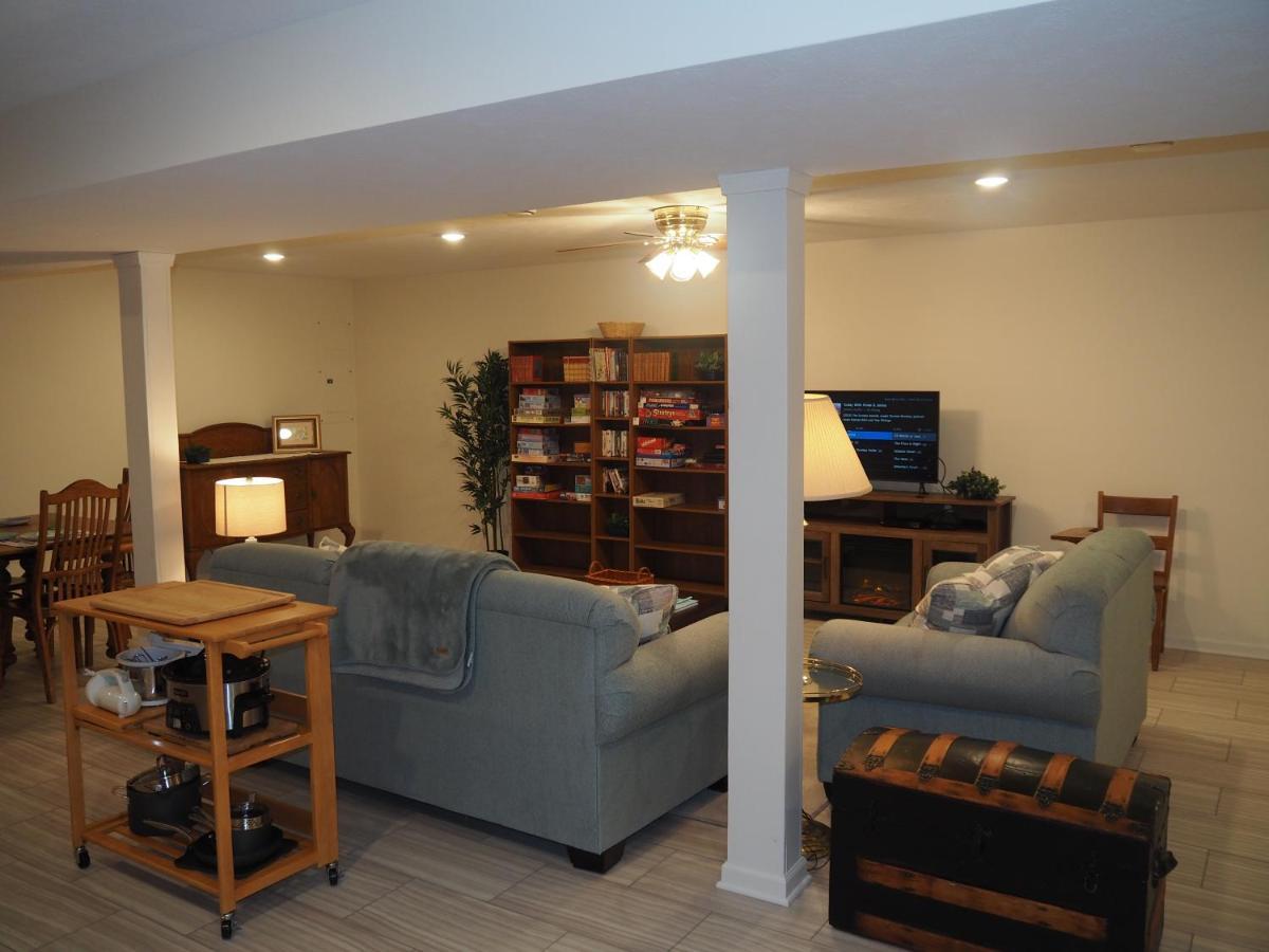 Benzonia New! The Blessing - A Cute And Cozy Apartment! מראה חיצוני תמונה