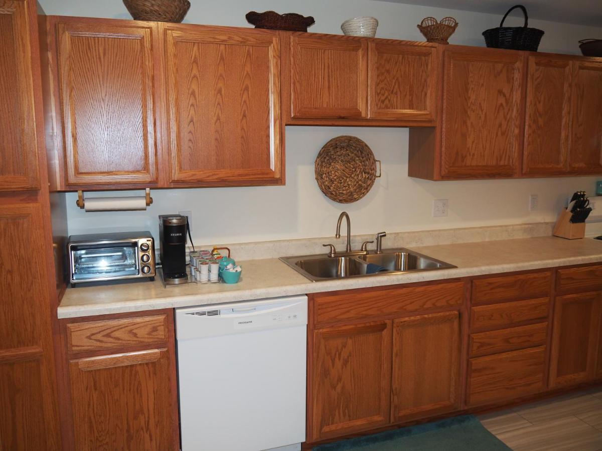 Benzonia New! The Blessing - A Cute And Cozy Apartment! מראה חיצוני תמונה